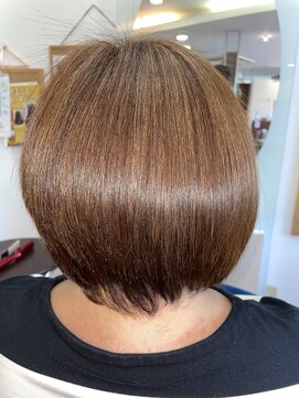 ロココ(ROCOCO) 大人かわいい前下がりボブ