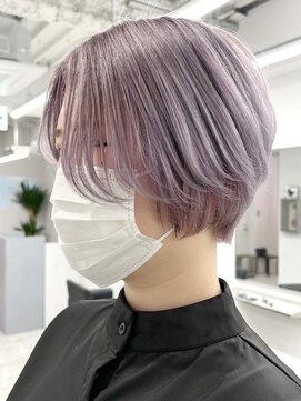 ウィコ 新宿(WICO) ホワイトラベンダー☆[新宿駅/ショコラベージュ/ベビーバング]