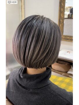 ブローチ(brooch) シャドールーツ