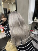 アルマバイロサ(ALMA by ROSA) ホワイトシルバー/担当:【ギャル仙人】RENTA