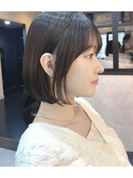 ウィローズ(WILLOW'S) くびレイヤーエモージュ愛されショートボブ艶髪