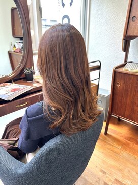 エルサフィロ ヨドヤバシ(el zafiro yodoyabashi) くびレイヤー前髪髪質改善小顔レイヤーロング20代30代40代50代