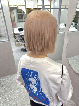 ロンド レア 天神大名店(Lond Le’a) デザインカラー/ミルクティーベージュ/ハイトーンボブ/韓国