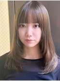 <オバマ>オリーブベージュカラーとレイヤーカット