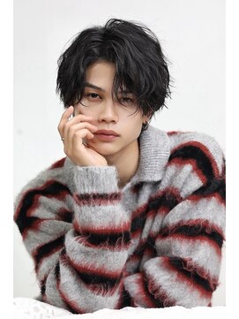 リップス 吉祥寺店 (LIPPS) センターパート ミディアムヘア ソフトツイスト