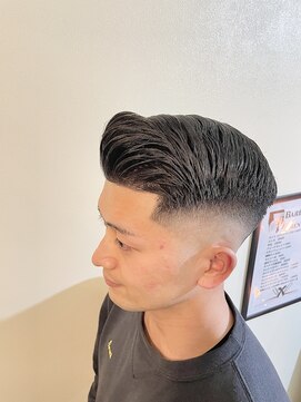 ドープ(DOPE) フェードカット