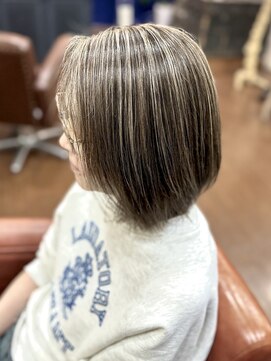 イザ トーキョー(IZA TOKYO) メルティーカラー/フェミニンロング/似合わせカットミディアム