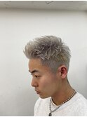 ハイトーンシルバー×スパイキーショート
