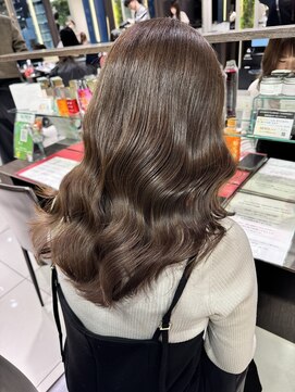 フォルテ 榛原パームス店 くびれヘアアプリコットオレンジ夏ハイライトカラー縮毛矯正静岡