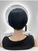 ネイビーカラー　ショートボブ