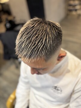 ロム(ROM) スキンフェード