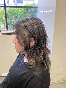 ジエクトカナウ 大阪梅田店(The Ect canow) ミディアムレイヤーカット／ハイライト／デザインカラー