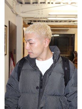 ビーバイエイトジェンツ(Bee by EIGHT GENTS) 波巻きツイストスパイラル/リバースセンターパート/心斎橋