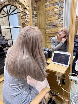 アロマ ヘアー ルーム 新宿3号店(AROMA hair room) ミルクティーグレージュのデザインカラー☆メテオトリートメント