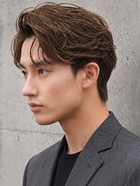 セプト 博多(SEPT.) フェザーパーマ ウルフカット ブラウンカラー センターパート