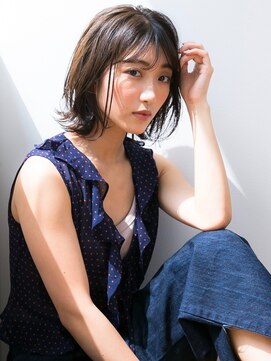 クラン(CLAN) 暗髪アッシュウルフボブ