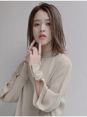 イノセントな肩あたりのミディアムボブ