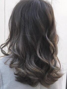 ラックスビールーチェ 沖縄那覇イオンモール店(LUXBE LUCE) ラベンダーグレーアッシュ【LUXBE　LUCE　沖縄那覇店】