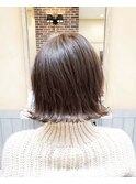 切りっぱなしボブ×グレージュ