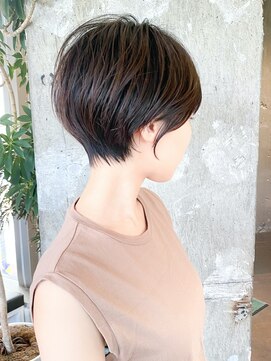 ロビー 表参道(ROBBY) 大人可愛い前下がりショートボブ/小顔ショート/30代40代50代