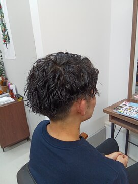 ルピナス 北千住(Lupinus) men's、ツイストスパイラルパーマ