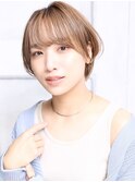 大人可愛い小顔ツヤ髪くびれショートショートボブ前髪ありA4