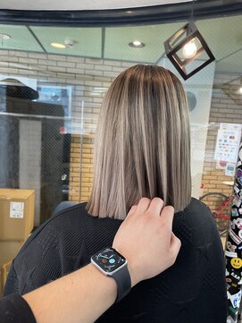 ラフ(LAFF) #バレイヤージュ#グレージュカラー#ボブウルフ#ココアベージュ