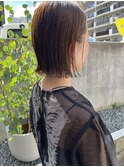 切りっぱなしボブ アッシュベージュ