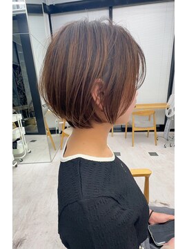 ビューナゴヤ 名駅(VIEW NAGOYA) 黒髪カタログ/ボブルフ/小顔に見せるヘア/ワンレン