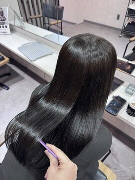 シアン(CYAN) 【CYAN】#髪質改善#シルバーグレー#グレーブラック