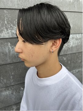 ヒュイル バイ ニアウ(Hwyl by Niau) メンズマッシュセンターパートスパイラルパーマニュアンスパーマ