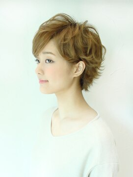 クラルス(Clarus) 大人可愛いフレンチショート☆【中山】