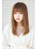 クロエ 目黒(Cloe)&nbsp;セミロングストレートスタイル