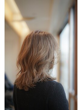 ビュートリアム 鎌倉小町(BEAUTRIUM) こなれミディアムレイヤー 【beautrium鎌倉小町 比嘉かなえ】