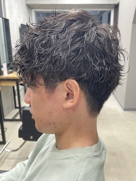 フイ 自由が丘(men's salon Hui) メンズ/アップバング/ツーブロックマッシュ/束感ショート波巻き