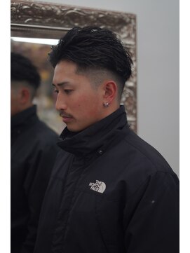 グランクラブ(GRANCLUB) カット　パーマ　フェード　シェービング　ヘッドスパ