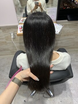 リーオオサカ(Lee Osaka) ダークグレー×髪質改善カラー