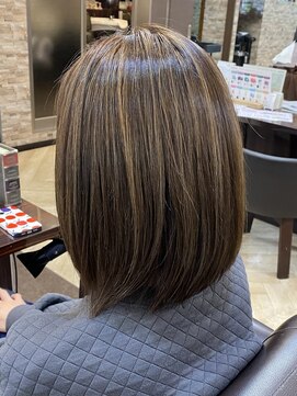 キャラ 池袋本店(CHARA) 白髪ぼかしハイライトカラー【池袋】