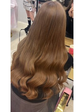 ミルクティー(Milk TEA) ブリーチ1回ベージュカラー♪