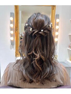 コワファースト させぼ五番街店(COIFF1RST) お呼ばれハーフarrange★