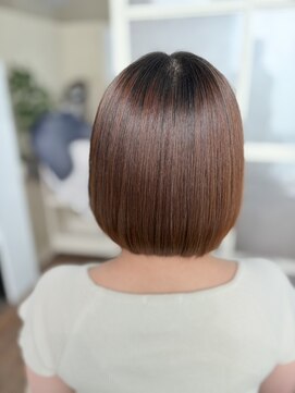 ジッタ(jitta) メテオストレート×大人ボブ