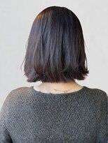 ポルト(porto produced by teatro hair salon)&nbsp;切りっぱなしボブ パープルブラウン アッシュ 30代40代