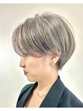 ジュベ(juve.) ナチュラルにまとまる丸みショート