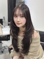 ロムーク 表参道(LOMKH)&nbsp;ロングレイヤーカット顔周りシールエクステ秋ヘーゼルグレージュ