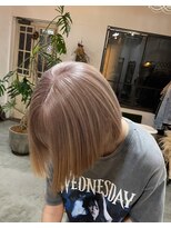 オン(ON)&nbsp;ホワイトベージュ:ミニボブ