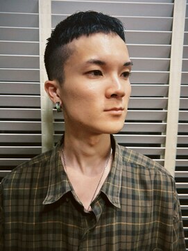 ロライマ 中目黒(roraima) 刈り上げ/メンズ/ボウズ/黒髪/グリース/カット