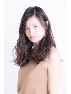 ジャンクロードビギン 丸の内 MY PLAZA店(JEAN CLAUDE BIGUINE) 透明感のある大人女性に★