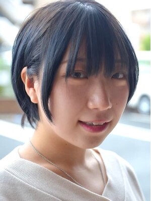 顔周りのデザインはヘアスタイルを作るのにとても大事な部分。お客様一人ひとりに合わせて提案します！