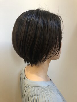 ルクール(Le Coeur) スタイリングが楽な丸みのあるナチュラルショート