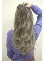 エイト(eight)&nbsp;グレージュカラー